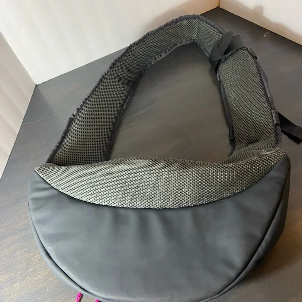PAWS Chic Comfort Hands-Free Pet Sling Carrier – Pink & Grey - New